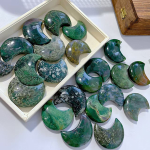 Vente en gros de pierres de cristal naturelles, agate mousse, lunes, Reiki, guérison, best-seller, artisanat en pierre, lune pour la décoration de la maison - Product Image 1