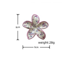 Pince à cheveux en forme d'œuf tendance avec motif floral imprimé UV pour femme - Product Image 3