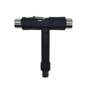 Clé à douille en T personnalisée pour la modification de scooters et de skateboards DZGJ001, poignée noire avec extrémités métalliques - Product Image 1