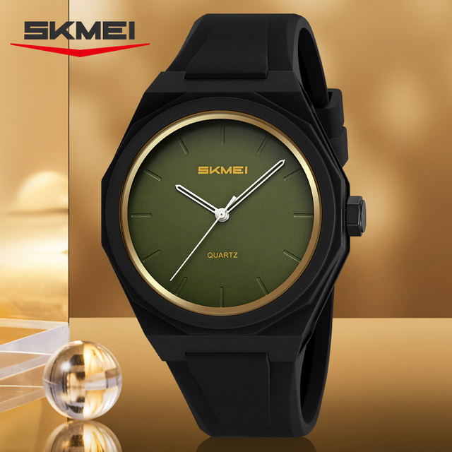 SKMEI 2470 Men's Casual Watch with Multiple Dials 44mm Glass Screen Silicone Strap 5ATM Waterproof Hign Quality