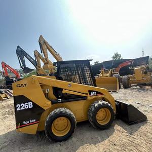 Cargadora de ruedas mini Cat 226B de 2.5 toneladas de segunda mano con cargadora Cat 226B usada de alta calidad en venta a bajo precio. - Product Image 3