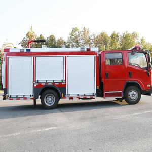 Vente en gros 2800L Diesel 4X4 <span class=keywords><strong>Camion</strong></span> pick-up neuf Diesel 4X4 Forêt Pompiers Réservoir d'eau Pick-up pour ISUZU - Product Image 2
