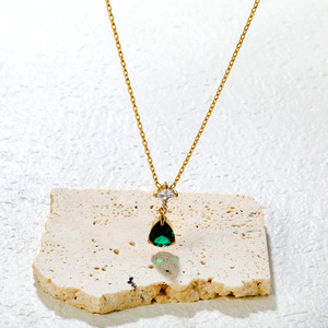 Collar con Colgante de Mariposa, Estrella, Luna, Corazón y Lazo Chapado en Oro con Circonita y Perla Simple, Joyería para Mujer para Regalo - Product Image 4