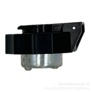 Nouvel ensemble de bouchon de réservoir de carburant Howo en alliage d'aluminium, antivol, étanche, noir, pour remplacement de camion - Product Image 3