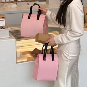 Custom Logo Disposable Thermal Insulation Cooler Bag Non-Woven Milk Tea Takeaway Barbecue Tote Foil Laminated for Outdoor - Product Image 1
