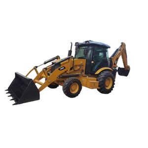 Chargeuse-pelleteuse CAT 420D d'occasion à performance robuste, composants essentiels intactes, bras télescopique durable, godet 4-en-1 pratique - Product Image 1