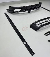 Kit carrosserie de haute qualité en fibre de carbone sèche style OC pour Porsche Panamera 976 : Lame avant, calandre de pare-chocs avant, jupes latérales, diffuseur arrière