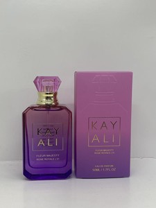 น้ำหอมขนาดพกพา <span class=keywords><strong>Kayali</strong></span> กลิ่นหอมแบบอาหรับแท้ 50 มล. <span class=keywords><strong>Kayali</strong></span> Vanilla 28 Parfum น้ำหอม <span class=keywords><strong>Kayali</strong></span> ขายส่ง - Product Image 4