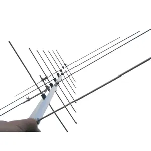 Antena Yagi de Tipo Cruzado Dual UV de 60W U7V4 con Polarización Vertical para Comunicación - Product Image 1