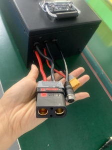 แบตเตอรี่ลิเธียมไอออน RuiDeJin 36V 48V 60V 72V 80V 40Ah 50Ah 60Ah 80Ah 100Ah LiFePO4 NMC สำหรับมอเตอร์ไซค์ไฟฟ้า - Product Image 5