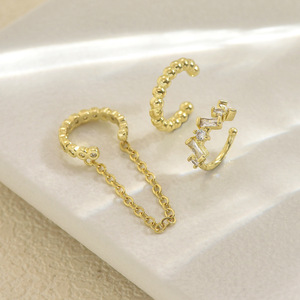 <span class=keywords><strong>Boucle</strong></span> d'oreille élégante et tendance en zircon, plaquée or 18 carats, en acier inoxydable, délicate, double <span class=keywords><strong>boucle</strong></span>, zircone, clip d'oreille - Product Image 3