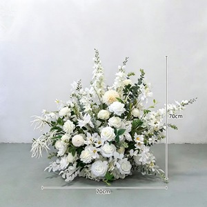 ซุ้มดอกไม้ประดิษฐ์สีขาวเขียวสำหรับตกแต่งพิธีแต่งงาน - Product Image 3