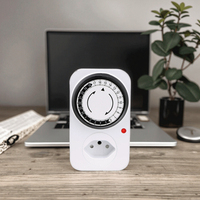 Minuteur programmable manuel mécanique 24 heures pour prise suisse standard 230V 16A, interrupteurs et prises en plastique pour appareils électroménagers
