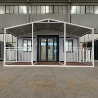 Maison conteneur préfabriquée à deux ailes de 20 pieds pour balcon, prête à être expédiée pour ferme ou île