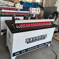 Machine à chantourner automatique pour armoires
