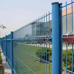 Kare tipi Post demir galvanizli toz kaplı çit 3d bükme örgü çit