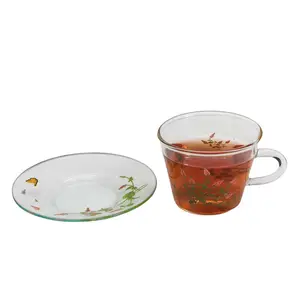 व्यावसायिक उपहारों के लिए क्लासिक देहाती शैली ग्लास चाय कप और प्लेट सेट अनुकूलित पैटर्न