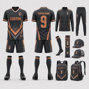 Ensemble d'uniformes de football pour club de jeunes, tenue d'entraînement de football avec veste, chaussettes, casquette et sac à dos personnalisables avec nom et numéro - Product Image 1