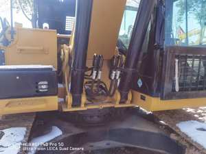 Excavatrice sur chenilles CAT 326D d'occasion haute puissance 26 tonnes Caterpillar 326D avec de fortes performances moteur - Product Image 2