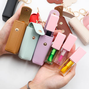 Gloss <span class=keywords><strong>à</strong></span> lèvres brillant effet repulpant végétalien avec <span class=keywords><strong>sac</strong></span>, idéal pour la vente en gros, marque privée, mignon, avec porte-clés - Product Image 6