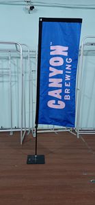 Наружная реклама, рекламные двухсторонние прямоугольные флажки в форме буквы L - Product Image 3