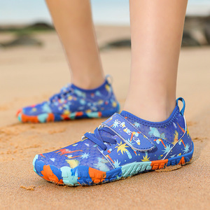 Chaussures d'eau pour enfants, à bout fermé, en maille, semelle extérieure en caoutchouc, respirantes, pour la plage, l'été, pour garçons, taille 31-36 - Product Image 2
