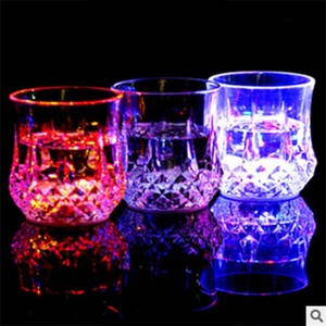 Vaso Luminoso LED para Fiestas, Vaso de Agua con Sensor de Luz Fría, Vaso LED Intermitente de Colores - Product Image 2