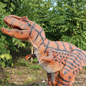Costume de dinosaure <span class=keywords><strong>T</strong></span>-<span class=keywords><strong>Rex</strong></span> rouge personnalisé avec structure métallique, peau en silicone réaliste et différents bruits de rugissement pour parcs d'aventure et expositions muséales - Product Image 4