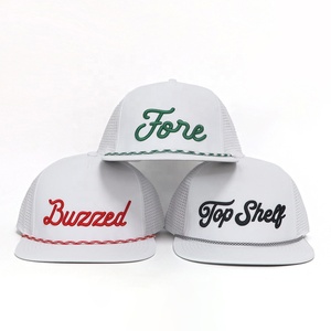 Gorra <span class=keywords><strong>de</strong></span> Golf para Hombre, Personalizada, Blanca, <span class=keywords><strong>de</strong></span> 5 Paneles, con Logotipo Bordado, Perforaciones Cortadas con Láser, Visera Plana, Secado Rápido, Cierre a Presión, Venta al Por Mayor - Product Image 1