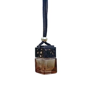 Atacado 8ml 10ml Garrafa Car Freshener Difusor Car Pargums Auto Cheap Difusor Do Carro Garrafa Pendurado - Product Image 1