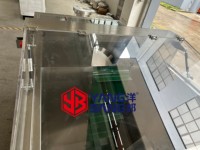 Machine de tri de bouteilles en plastique ronde et carrée entièrement automatique YB-LPB avec élévateur