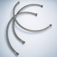 Tuyau d'arrivée d'eau tressé OEM moderne et durable en SUS 304, raccord flexible F1/2 pour la plomberie de salle de bain et de cuisine