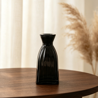 Flacon de parfum en cristal cannelé haut de gamme, style français, vide, en verre conique, pour la vente en gros, idéal pour les diffuseurs d'ambiance personnalisés.