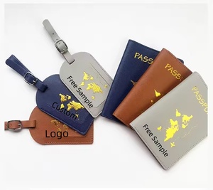 Set Personalizzato di Etichetta per Bagagli con Logo Dorato e Porta Passaporto <span class=keywords><strong>in</strong></span> <span class=keywords><strong>Pelle</strong></span> PU - Product Image 1