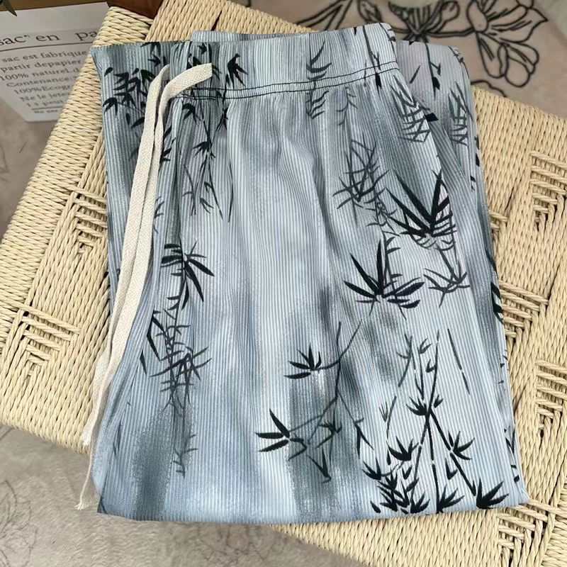 Gray bamboo leaves