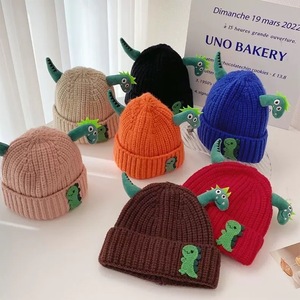 Lindo dinosaurio <span class=keywords><strong>invierno</strong></span> cálido pulóver <span class=keywords><strong>gorro</strong></span> de punto estilo del bebé patrón de letras sombrero de <span class=keywords><strong>invierno</strong></span> con impresión Digital para escena de viaje - Product Image 2