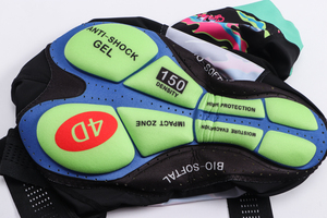 Cuissard de cyclisme professionnel, durable, à séchage rapide, en tissu respirant, avec logo personnalisé, idéal pour les événements sur route et les courses de cyclisme. - Product Image 3