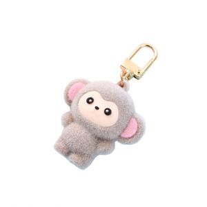 Vente en gros de porte-clés miniatures 3D en forme d'animaux de dessin animé - Pendentif en peluche mignon pour sacs, charme animal kawaii pour enfants - Product Image 6
