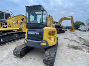 Pelle hydraulique Komatsu PC55MR d'occasion de haute qualité, composants de base de roulement moteur Isuzu, Komatsu PC55MR d'occasion à vendre - Product Image 4