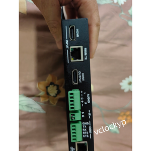 Nuevo Interruptor Extendido Crestron HD-MD-400-C-E - Product Image 2