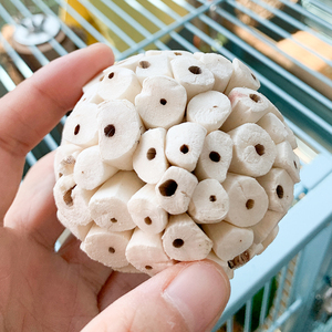 Doğal Sola ahşap kuş oyuncakları yumuşak çiğnemek papağan Parrotlets budbudfinches Macaws için yem oyuncak-çevre dostu - Product Image 6