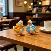 Vente directe usine : Statue de canard en résine mignonne, style doudoune, ornement de bureau, artisanat en résine