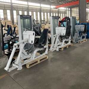 Gli <span class=keywords><strong>Istruttori</strong></span> di Palestra Offrono un Allenamento Professionale per i Muscoli delle Gambe Utilizzando Leg Press a Perno. - Product Image 6