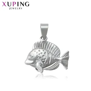 35191 xuping bijoux en gros populaire simple cadeau gravure en trois dimensions de poisson en acier inoxydable plaqué platine pendentif