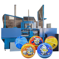 Machine de fabrication de ballons de basket en PVC, équipement de production de moulage rotatif automatique pour balles de jouets imprimées, fabricant
