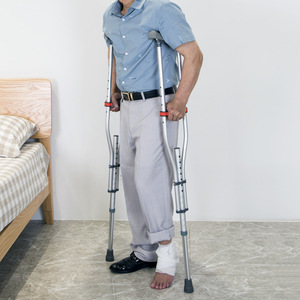 Béquille sous-aisselle 3-en-1 en alliage d'aluminium, réglable, détachable, légère et portable pour aide à la mobilité des personnes âgées - Product Image 1