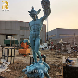 Escultura de Bronce de Gran Tamaño, Clásica, Fundida, de Perseo Sosteniendo la Cabeza de Medusa, para Jardín o Parque - Product Image 5