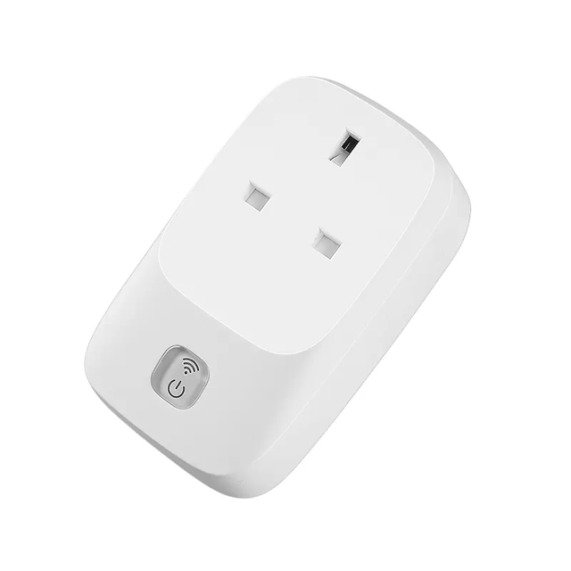 Smart plug with energy monitoring for smart home ecosystem
