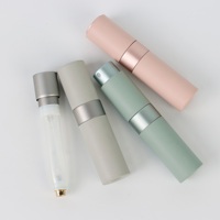 Atomiseur de parfum exquis Twist up 5ml 8ml bouteille rechargeable de parfum de voyage en aluminium pour la promotion