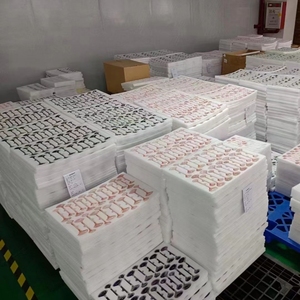 Masseur Facial Super <span class=keywords><strong>Pas</strong></span> <span class=keywords><strong>Cher</strong></span> Quartz Rose Gua Sha Set Rouleau de Jade Rose pour Outil de <span class=keywords><strong>Massage</strong></span> Rouleau de Cou Personnalisable - Product Image 6